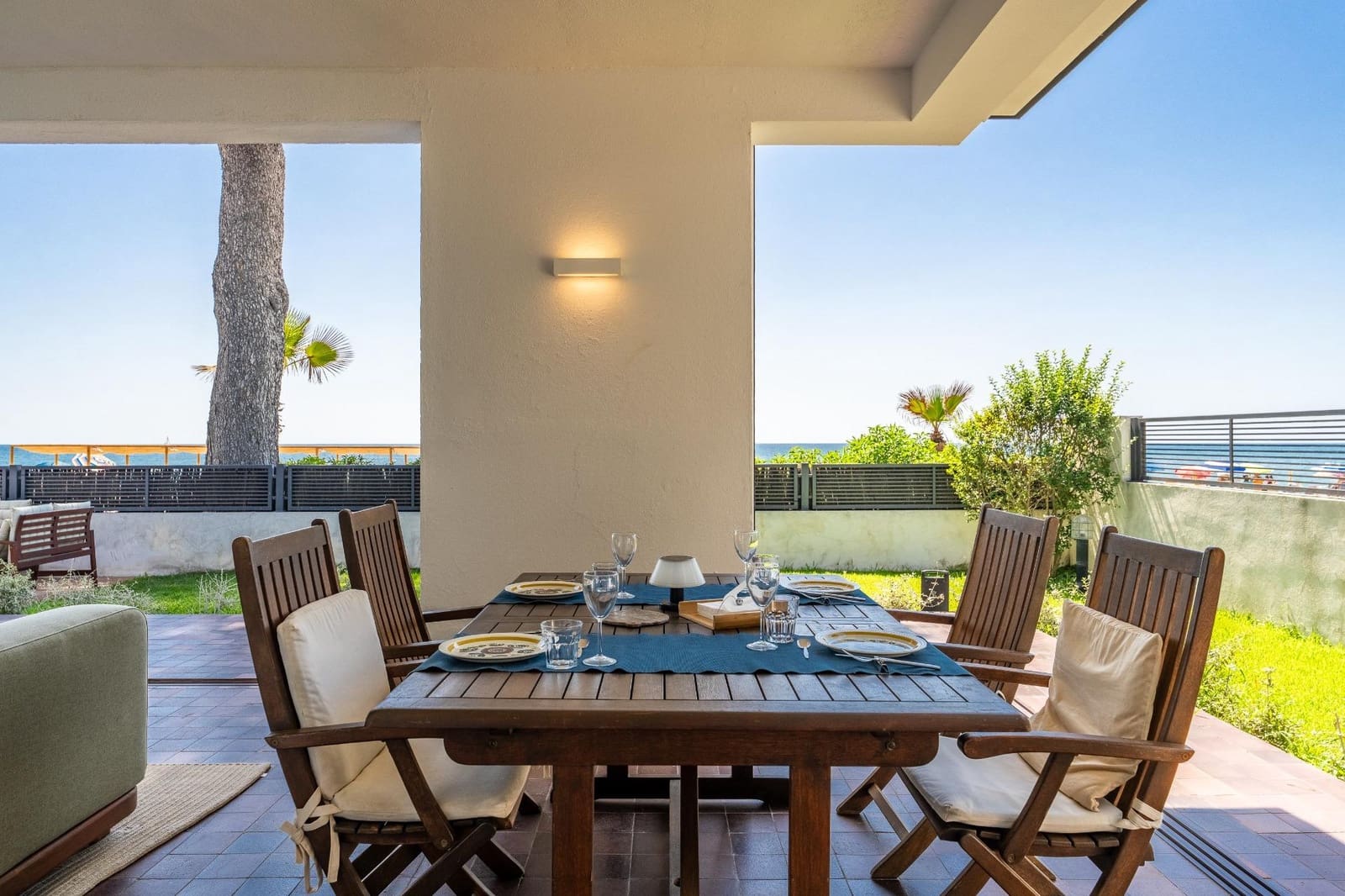 5 soveværelse Villa til leje i Tarragona by - € 3.500 (Ref: 10091327)