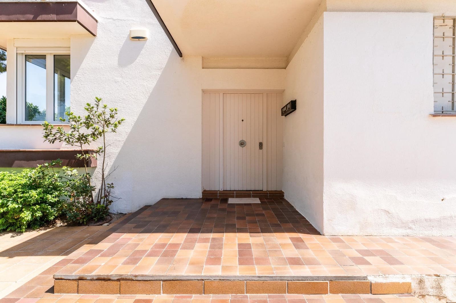 5 soveværelse Villa til leje i Tarragona by - € 3.500 (Ref: 10091327)