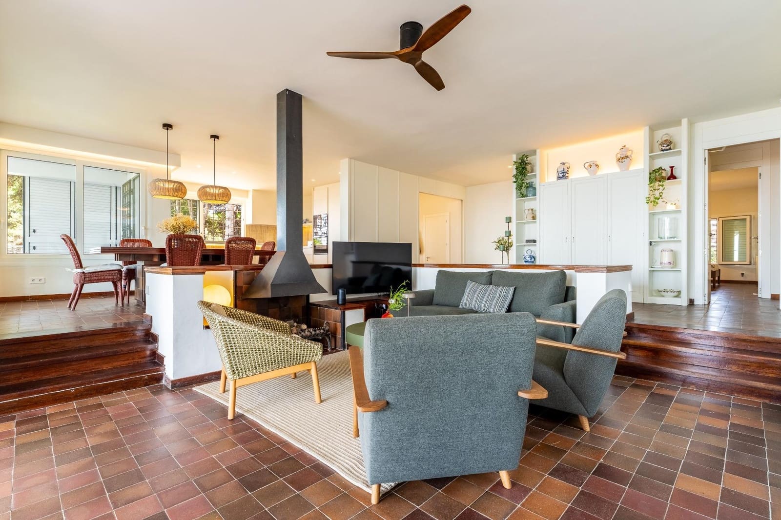 5 soveværelse Villa til leje i Tarragona by - € 3.500 (Ref: 10091327)