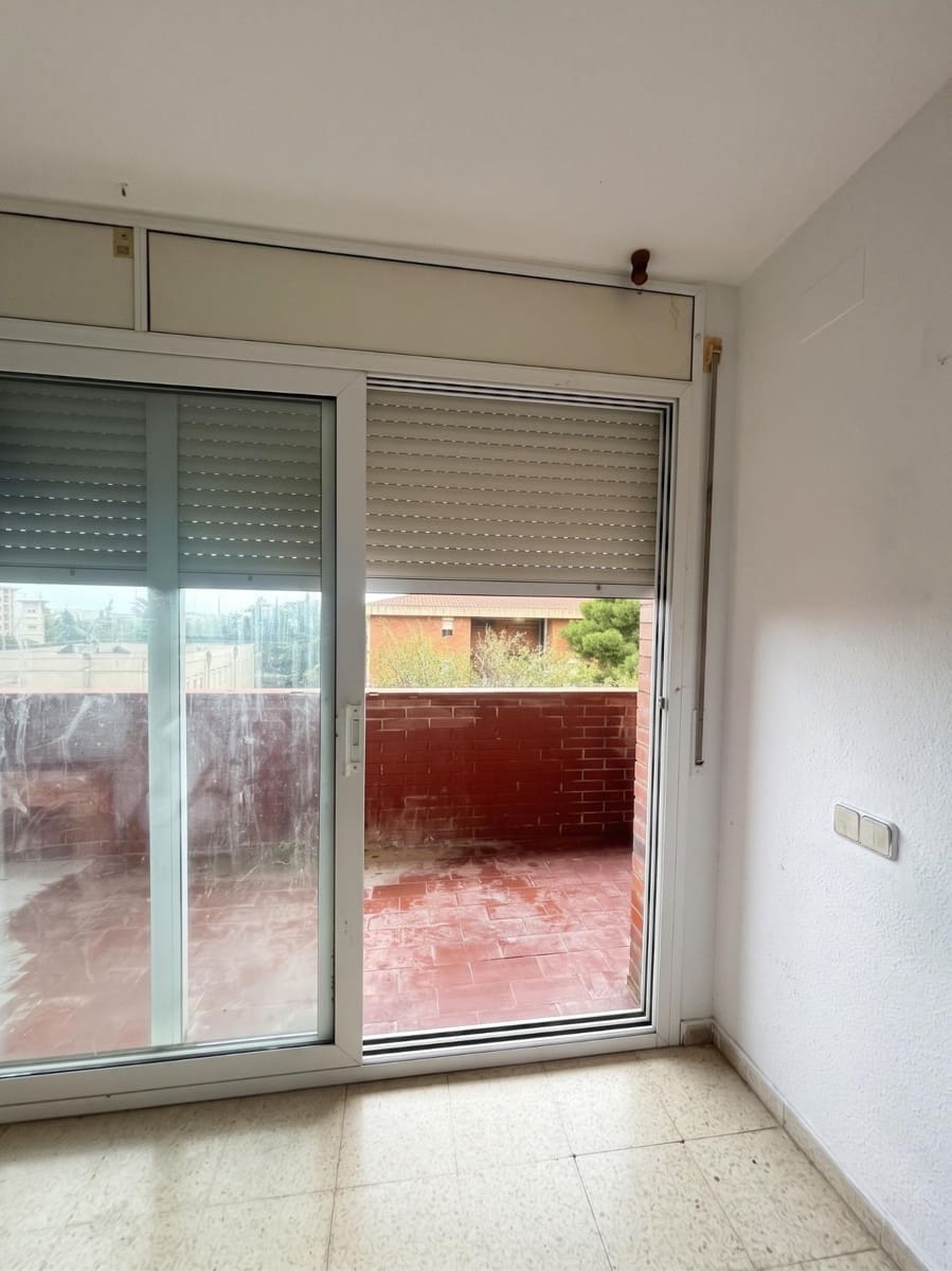 3 soveværelse Lejlighed til salg i Tarragona by med garage - € 115.000 (Ref: 10168561)