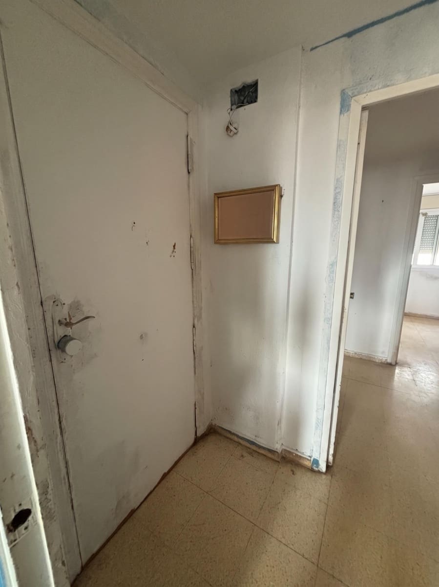 3 soveværelse Lejlighed til salg i Tarragona by med garage - € 115.000 (Ref: 10168561)