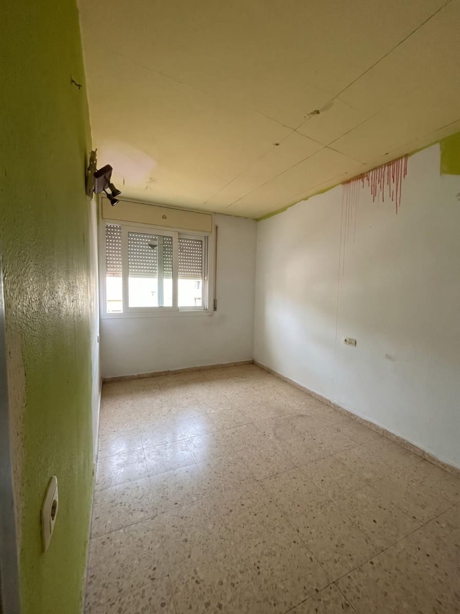 3 soveværelse Lejlighed til salg i Tarragona by med garage - € 115.000 (Ref: 10168561)