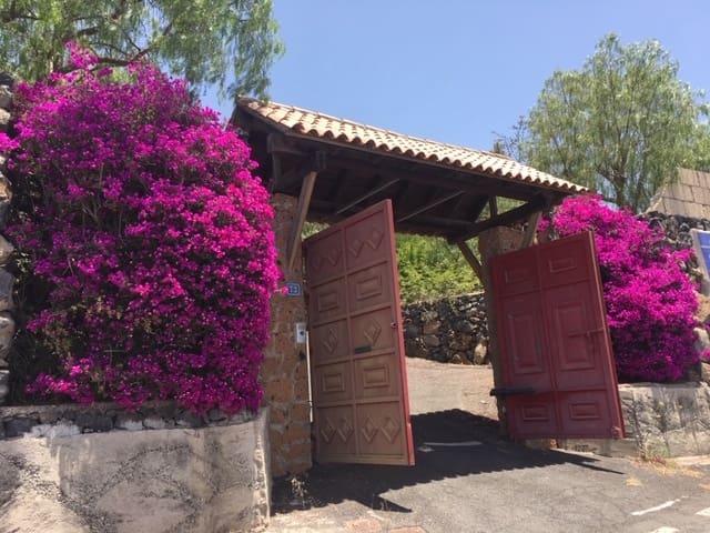Finca/Casa Rural de 4 habitaciones en Arona en venta con garaje - 845.000 € (Ref: 10043578)
