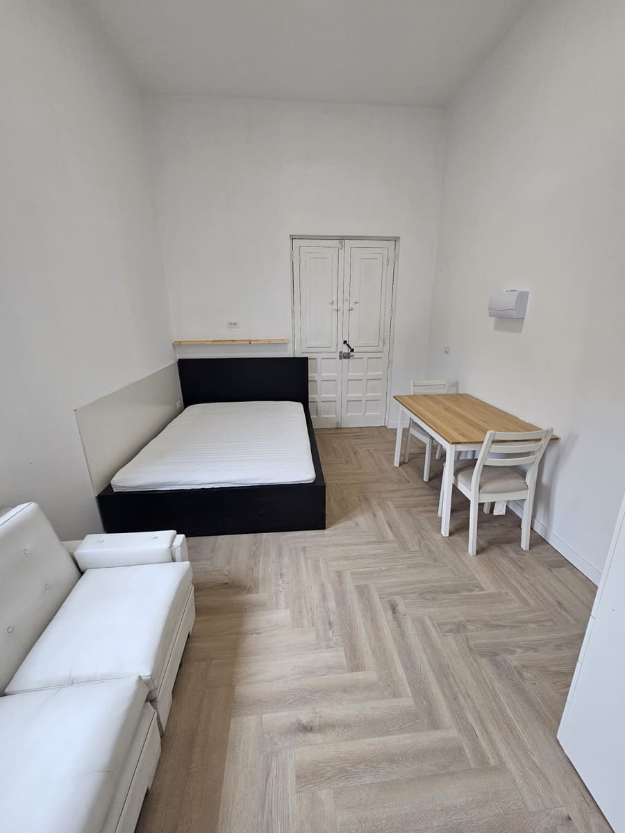 Studio for rent in El Tanque - € 550 (Ref: 10112248)