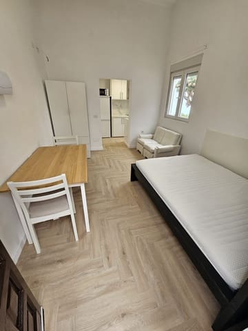 Studio for rent in El Tanque - € 550 (Ref: 10112248)