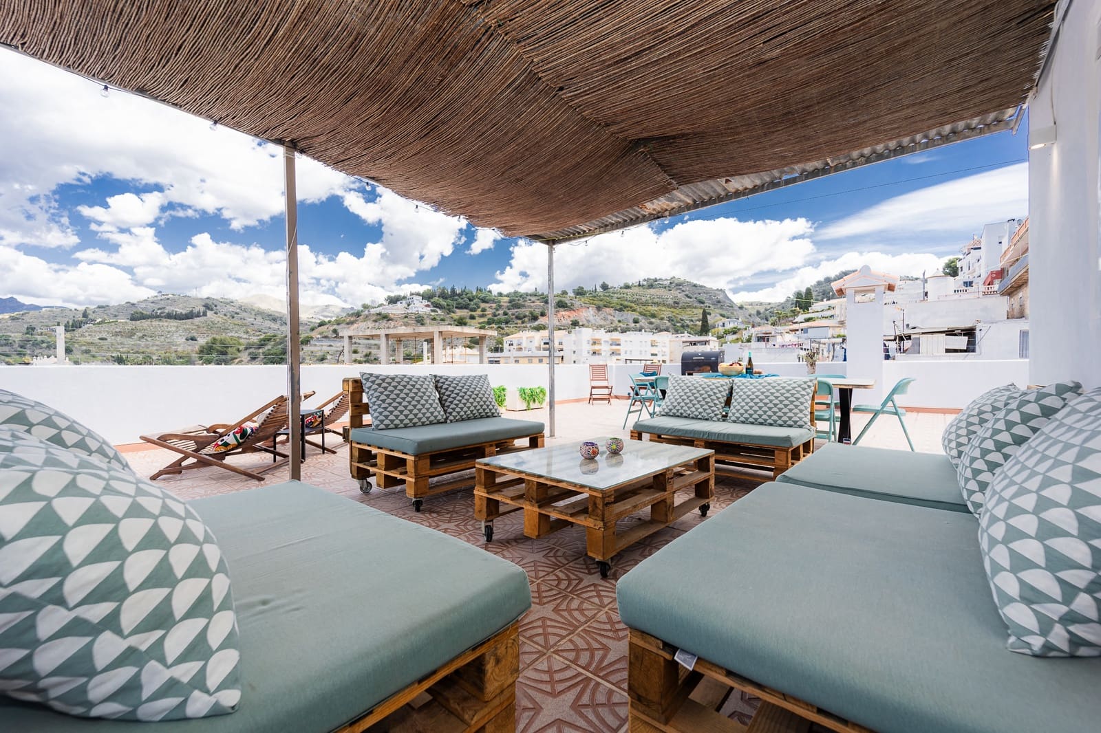 4 bedroom Penthouse for sale in La Herradura with garage - € 344,000 (Ref: 10047570)