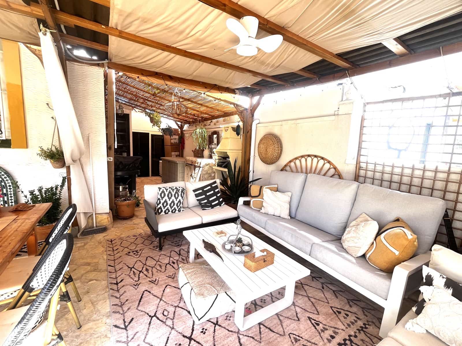 3 slaapkamer Halfvrijstaande villa te koop in La Marina met zwembad - € 259.000 (Ref: 10048034)