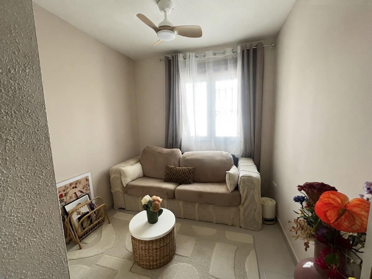 3 bedroom Semi-detached Villa for sale in La Marina with pool - € 259,000 (Ref: 10048034)