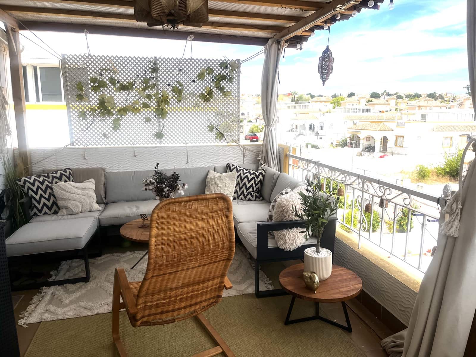 3 bedroom Semi-detached Villa for sale in La Marina with pool - € 259,000 (Ref: 10048034)