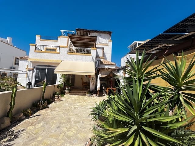 3 quarto Moradia Geminada para venda em La Marina, Elche / Elx com piscina garagem - 259 000 € (Ref: 10048034)