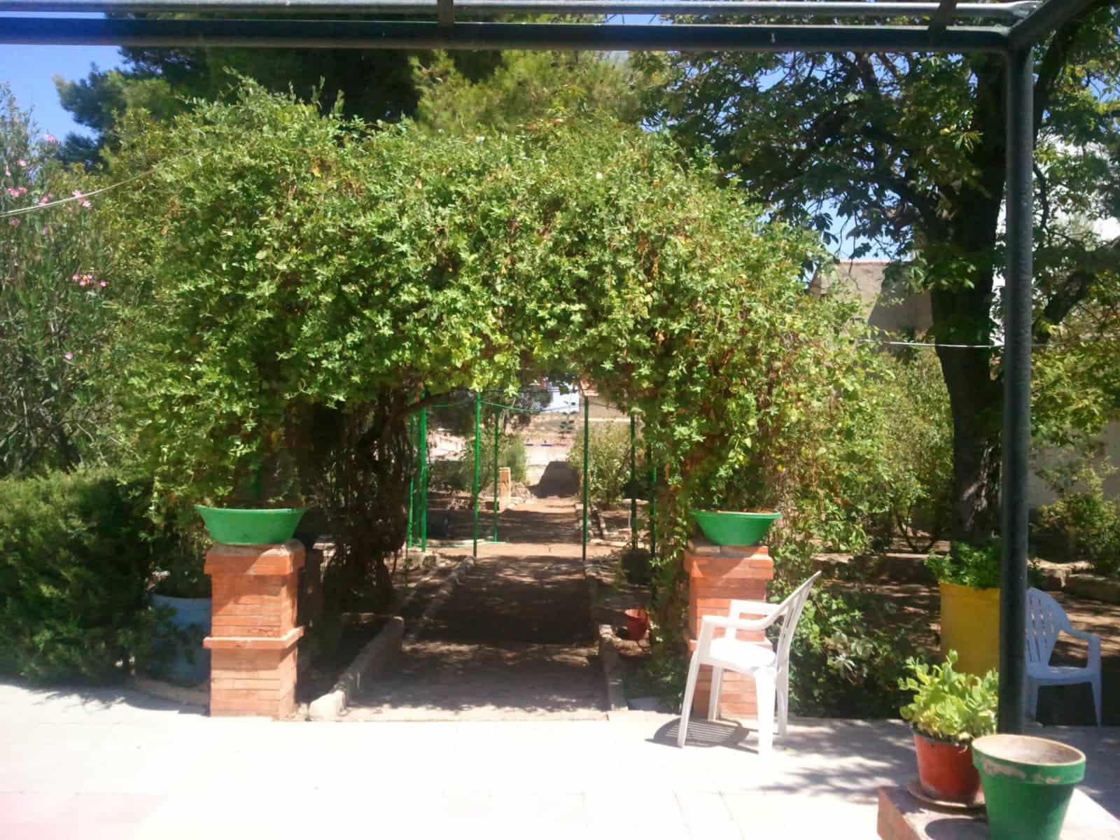 8 bedroom Finca/Country House for sale in Alpera with garage - € 395,000 (Ref: 10044388)