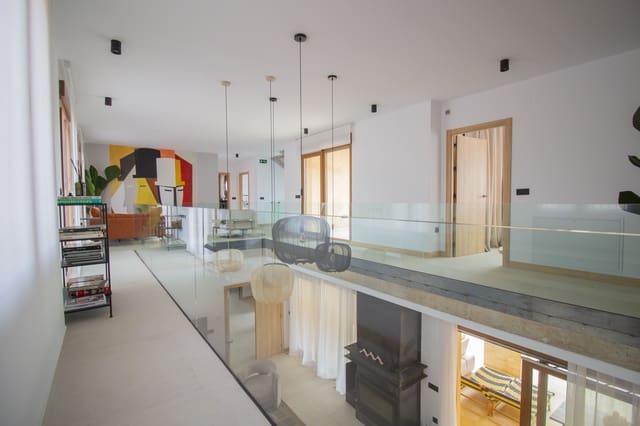 5 bedroom Townhouse for sale in Villalobos with garage - € 600,000 (Ref: 10112098)