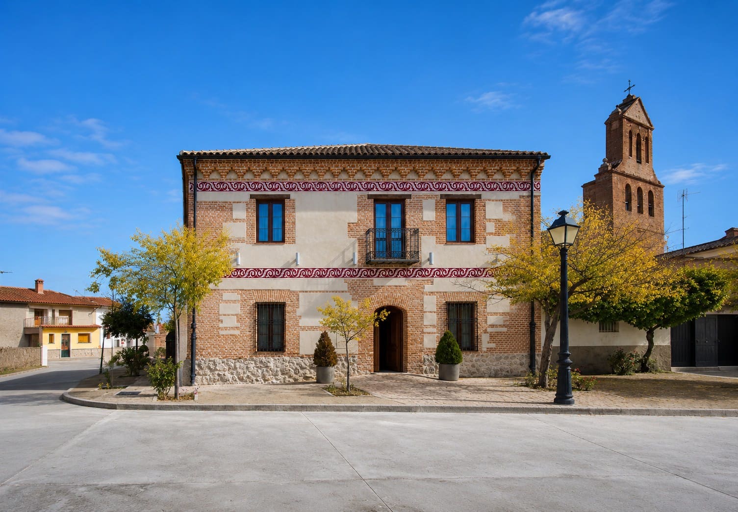 Villa/Maison à vendre à Velayos avec piscine garage - 900 000 € (Ref: 10112101)