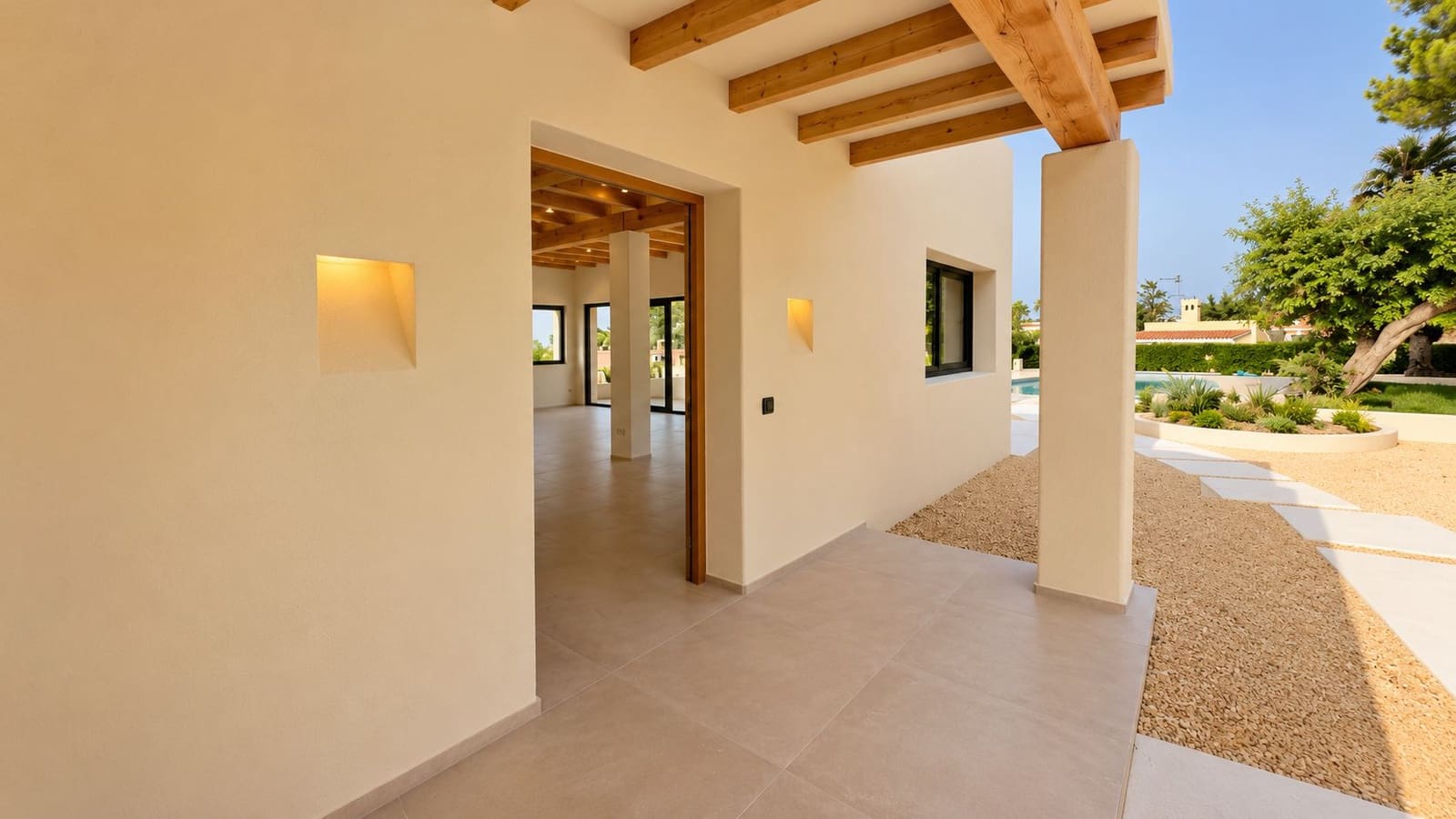 4 sypialnia Willa na sprzedaż w Denia z basenem garażem - 1 850 000 € (Ref: 10048139)