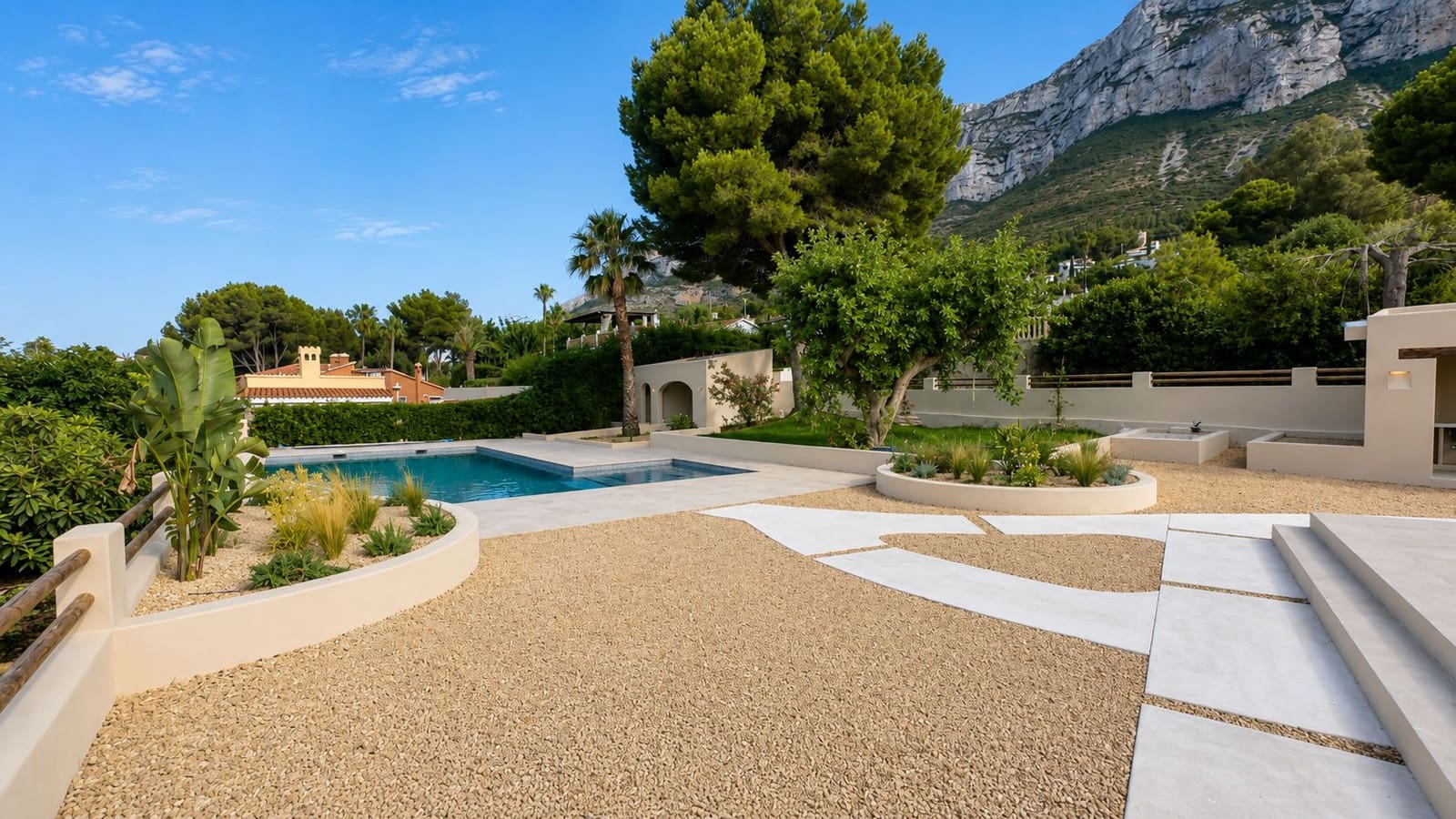 4 sypialnia Willa na sprzedaż w Denia z basenem garażem - 1 850 000 € (Ref: 10048139)