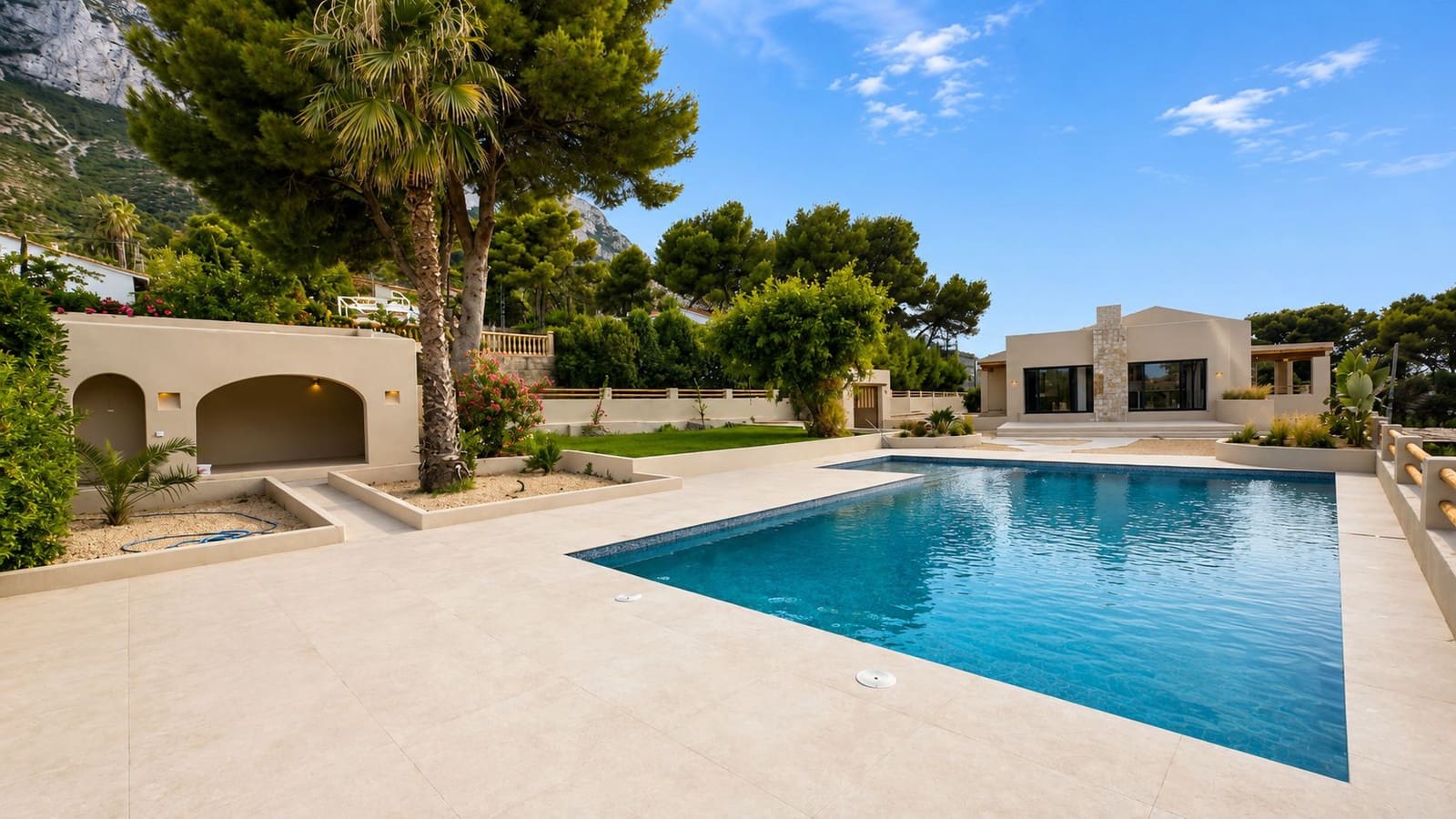 4 sypialnia Willa na sprzedaż w Denia z basenem garażem - 1 850 000 € (Ref: 10048139)