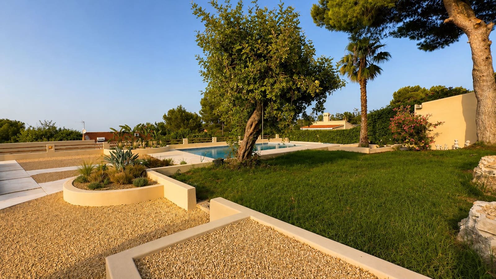 4 sypialnia Willa na sprzedaż w Denia z basenem garażem - 1 850 000 € (Ref: 10048139)