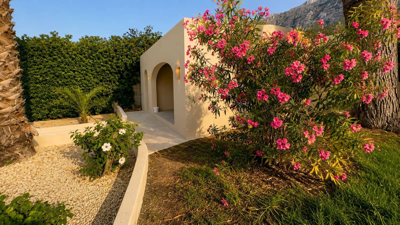 4 sypialnia Willa na sprzedaż w Denia z basenem garażem - 1 850 000 € (Ref: 10048139)
