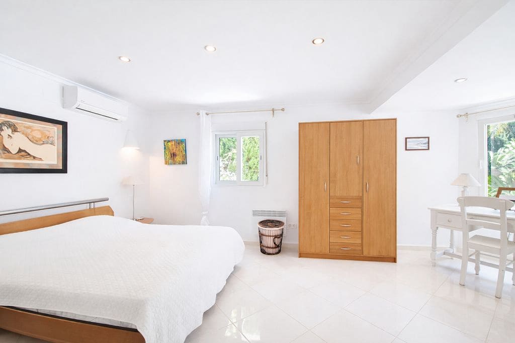5 sypialnia Willa na sprzedaż w Pedreguer - 890 000 € (Ref: 10048140)
