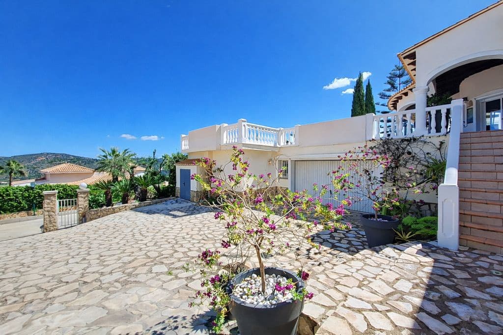 5 sypialnia Willa na sprzedaż w Pedreguer - 890 000 € (Ref: 10048140)