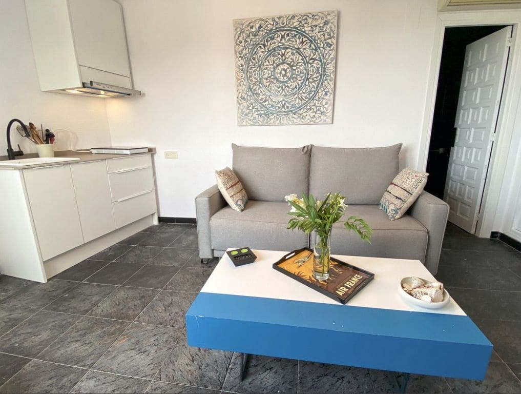 4 bedroom Villa for sale in Denia - € 750,000 (Ref: 10048141)