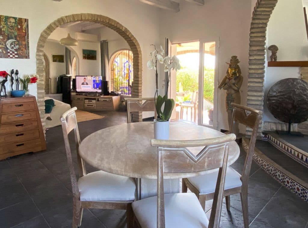 4 bedroom Villa for sale in Denia - € 750,000 (Ref: 10048141)