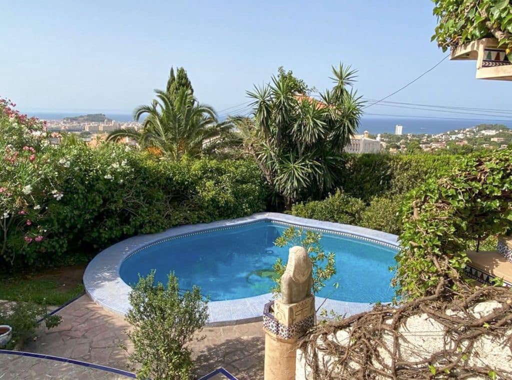 4 bedroom Villa for sale in Denia - € 750,000 (Ref: 10048141)