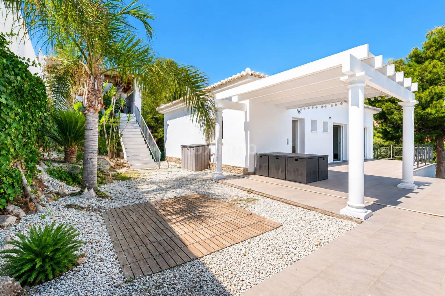 Villa/Maison à vendre à Denia avec piscine - 589 000 € (Ref: 10048144)