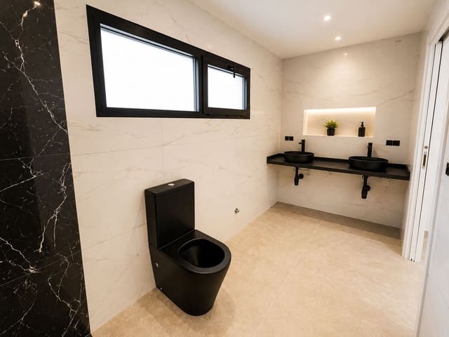 3 sypialnia Willa na sprzedaż w El Montgó, Dénia z basenem - 599 000 € (Ref: 10048145)