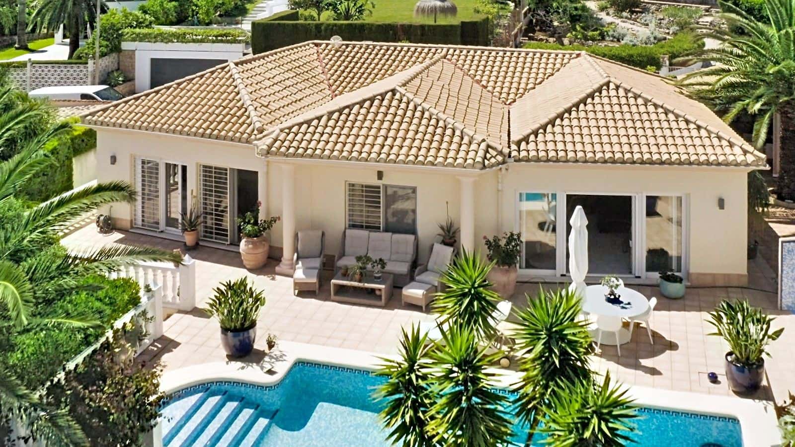 3 sypialnia Willa na sprzedaż w Denia z basenem garażem - 790 000 € (Ref: 10048147)