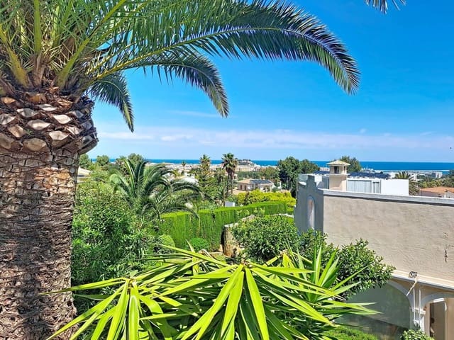 3 sypialnia Willa na sprzedaż w El Montgó, Dénia z basenem garażem - 790 000 € (Ref: 10048147)