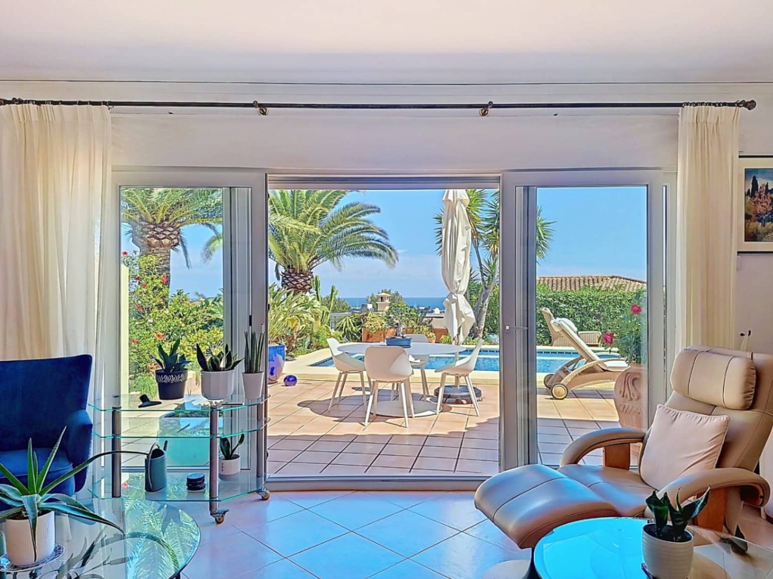 3 sypialnia Willa na sprzedaż w Denia z basenem garażem - 790 000 € (Ref: 10048147)