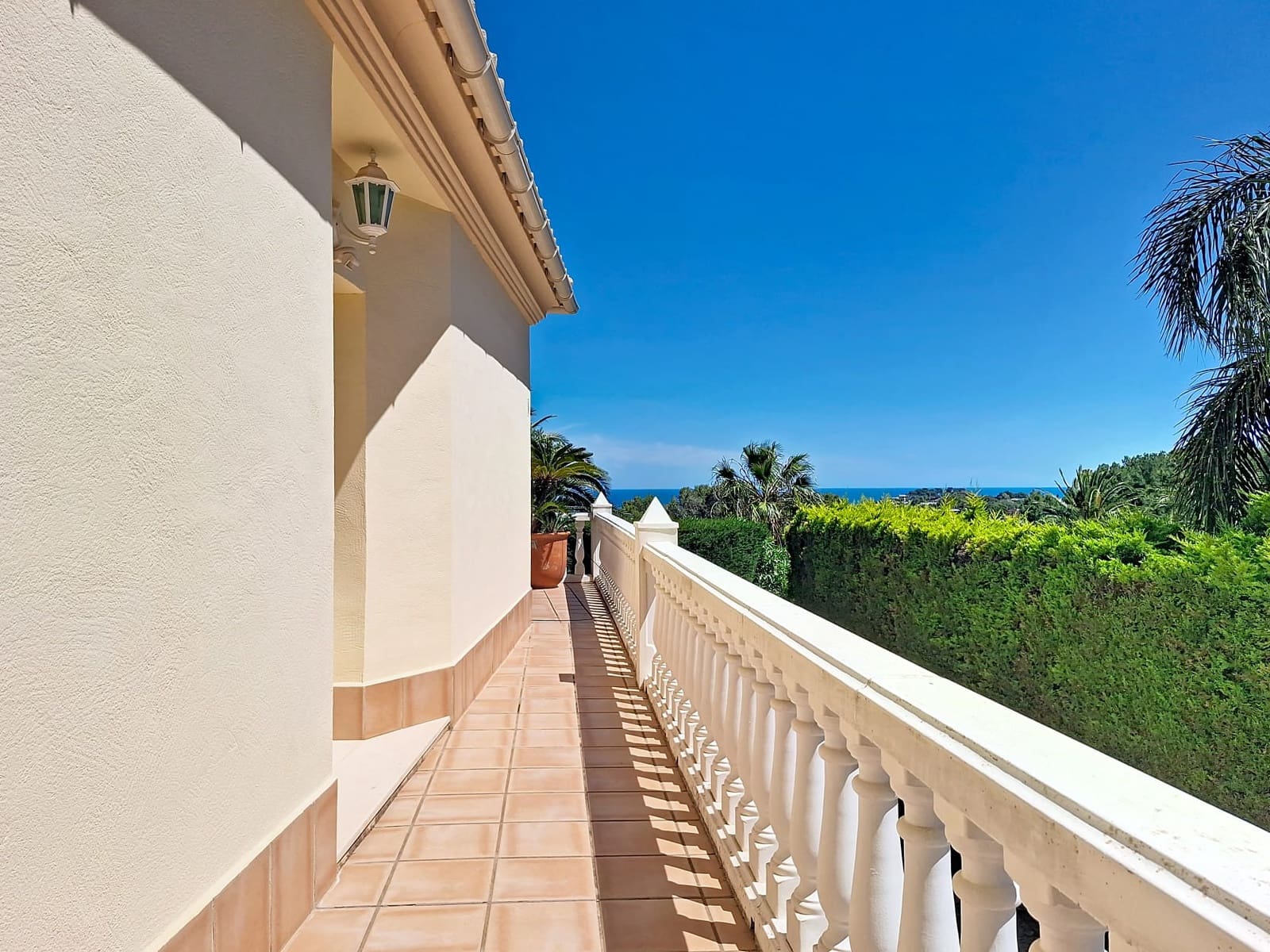 3 sypialnia Willa na sprzedaż w Denia z basenem garażem - 790 000 € (Ref: 10048147)