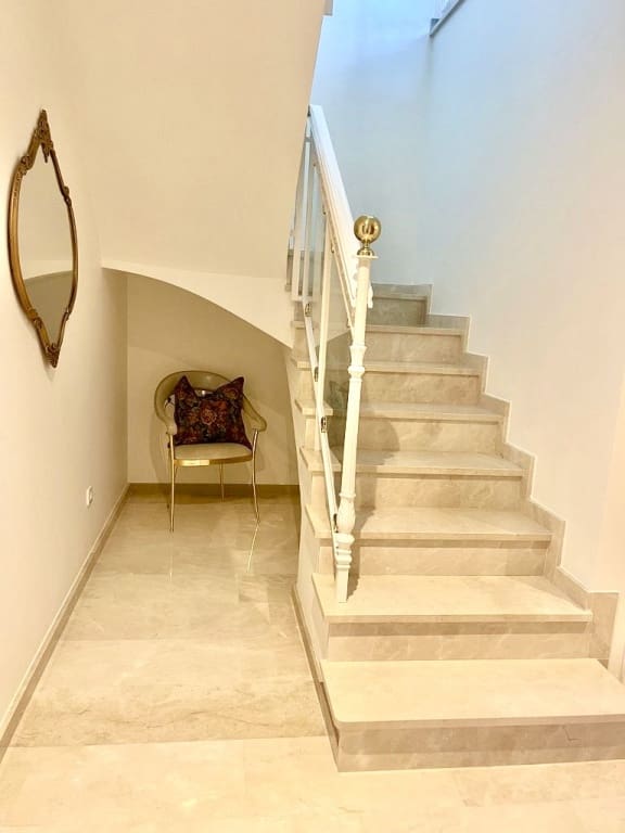 5 bedroom Villa for sale in Denia with pool garage - € 1,175,000 (Ref: 10048148)