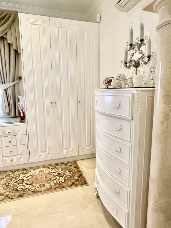 5 bedroom Villa for sale in Denia with pool garage - € 1,175,000 (Ref: 10048148)