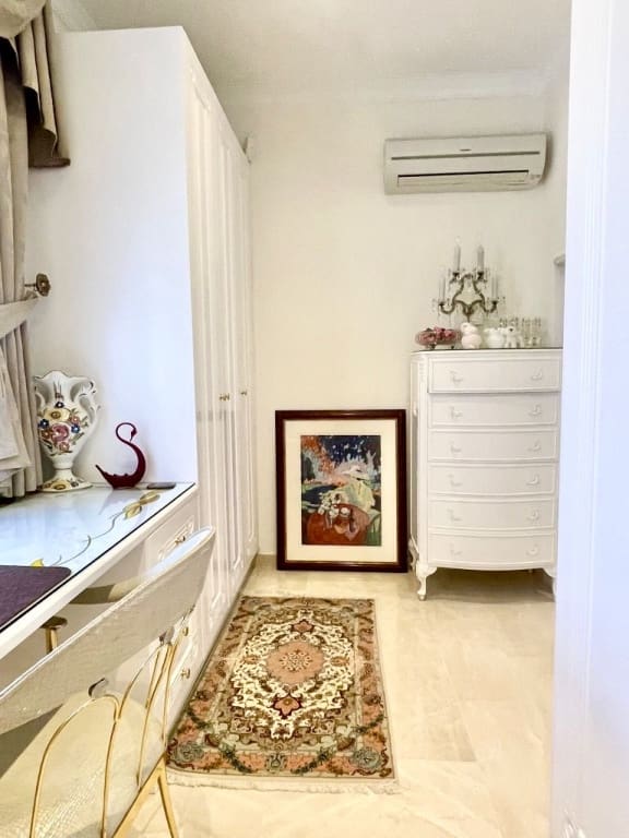 5 bedroom Villa for sale in Denia with pool garage - € 1,175,000 (Ref: 10048148)