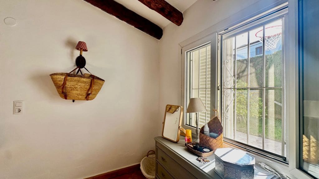 4 sypialnia Willa na sprzedaż w Denia z basenem garażem - 850 000 € (Ref: 10048149)