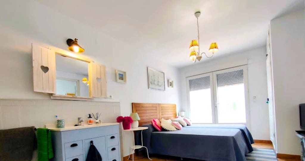4 sypialnia Willa na sprzedaż w Denia z basenem garażem - 850 000 € (Ref: 10048149)