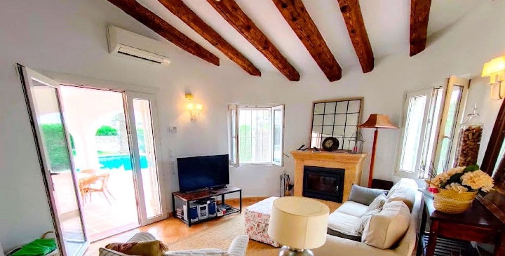 4 sypialnia Willa na sprzedaż w Denia z basenem garażem - 850 000 € (Ref: 10048149)