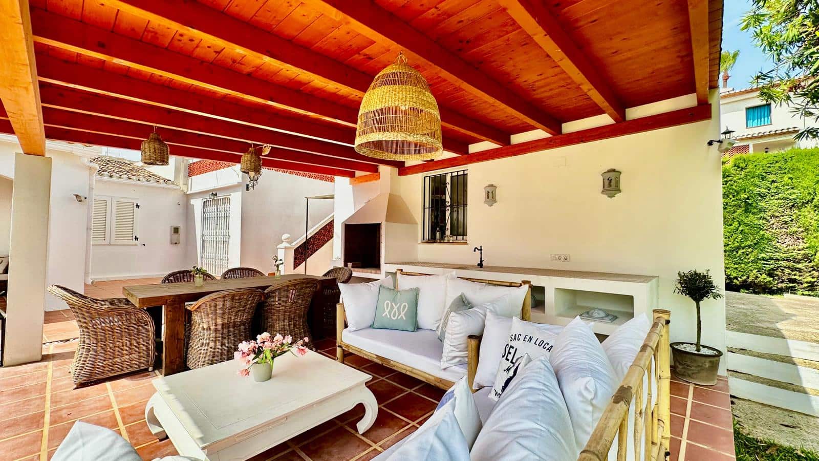 4 sypialnia Willa na sprzedaż w Denia z basenem garażem - 850 000 € (Ref: 10048149)