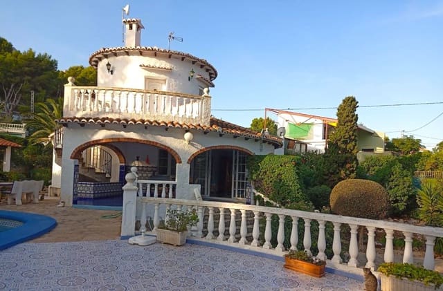 6 sypialnia Willa na sprzedaż w Dénia z basenem garażem - 550 000 € (Ref: 10048151)
