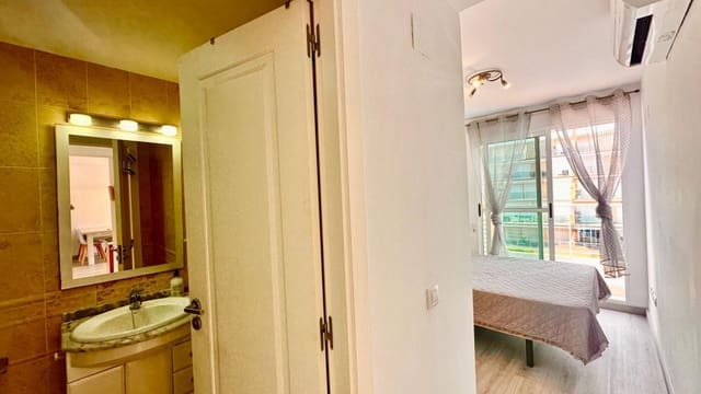 2 bedroom Apartment for sale in Dénia - € 360,000 (Ref: 10048153)