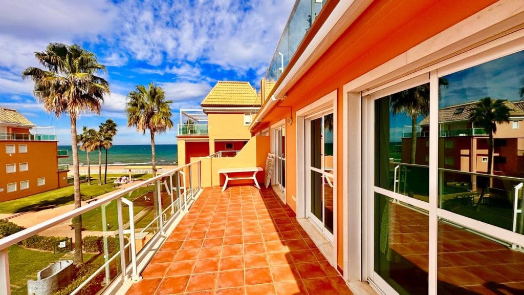 2 bedroom Apartment for sale in Denia - € 360,000 (Ref: 10048153)