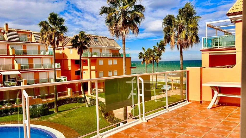 2 bedroom Apartment for sale in Denia - € 360,000 (Ref: 10048153)