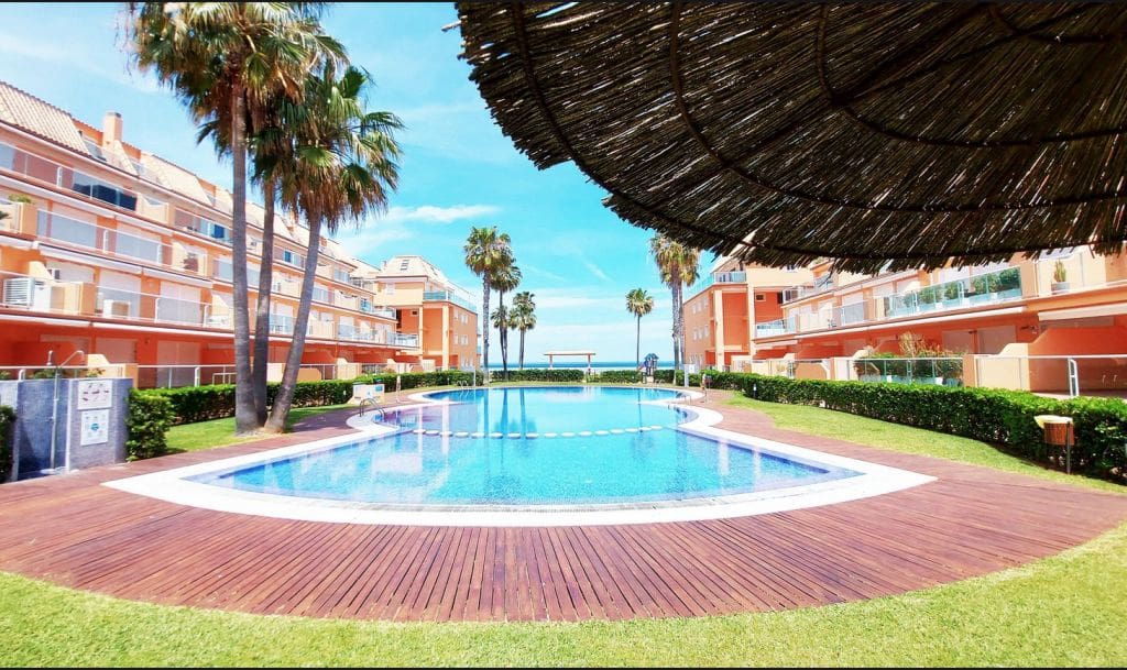 2 bedroom Apartment for sale in Denia - € 360,000 (Ref: 10048153)