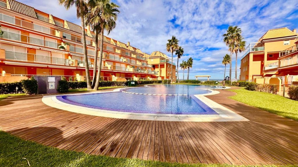 2 bedroom Apartment for sale in Denia - € 360,000 (Ref: 10048153)