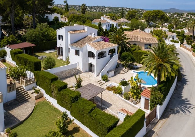 4 Zimmer Villa zu verkaufen in Cap Martí - El Tossalet - Pinomar, Javea / Xàbia - 795.000 € (Ref: 10048154)