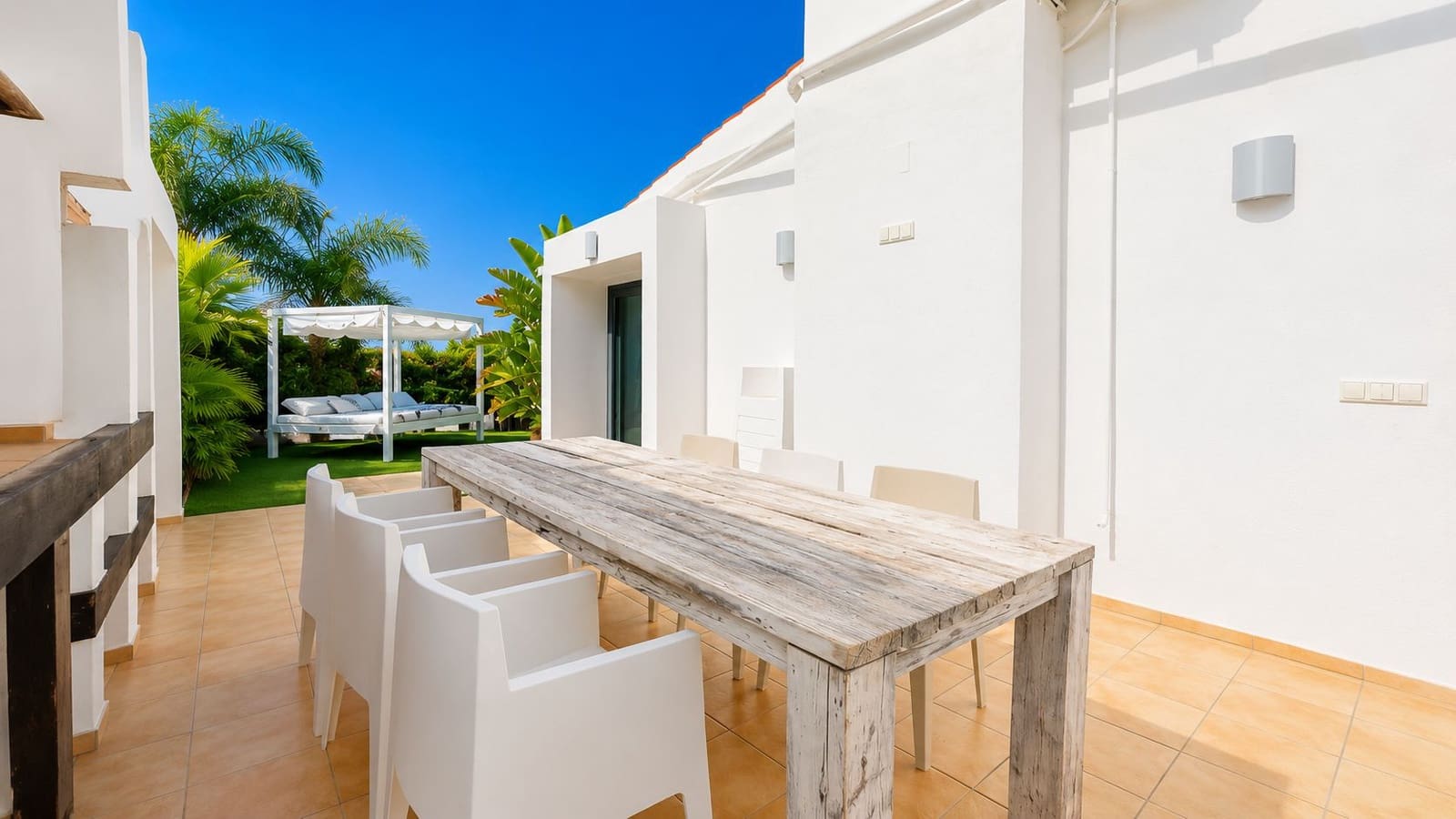 4 sypialnia Willa na sprzedaż w Denia z garażem - 970 000 € (Ref: 10048155)