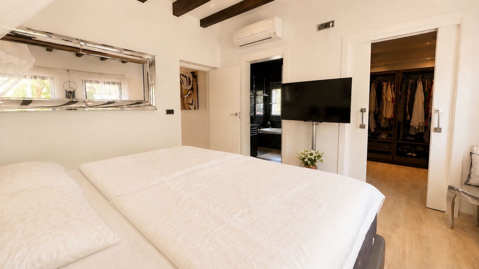 4 sypialnia Willa na sprzedaż w Denia z garażem - 970 000 € (Ref: 10048155)