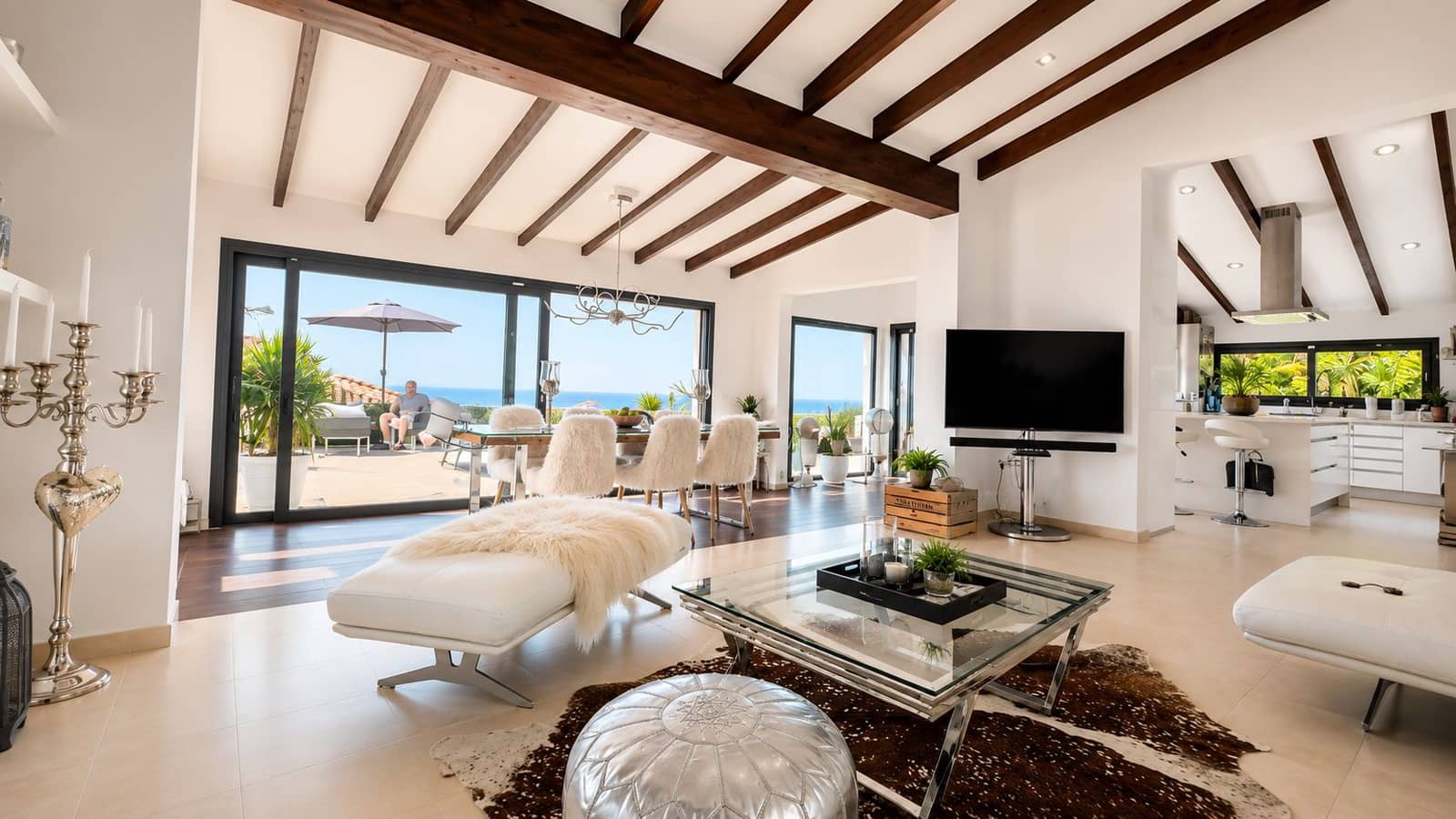4 sypialnia Willa na sprzedaż w Denia z garażem - 970 000 € (Ref: 10048155)